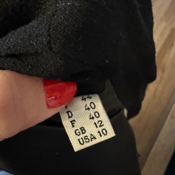 Moschino Blazer with Snap Clasp CheapChic - Picture 4 of 4